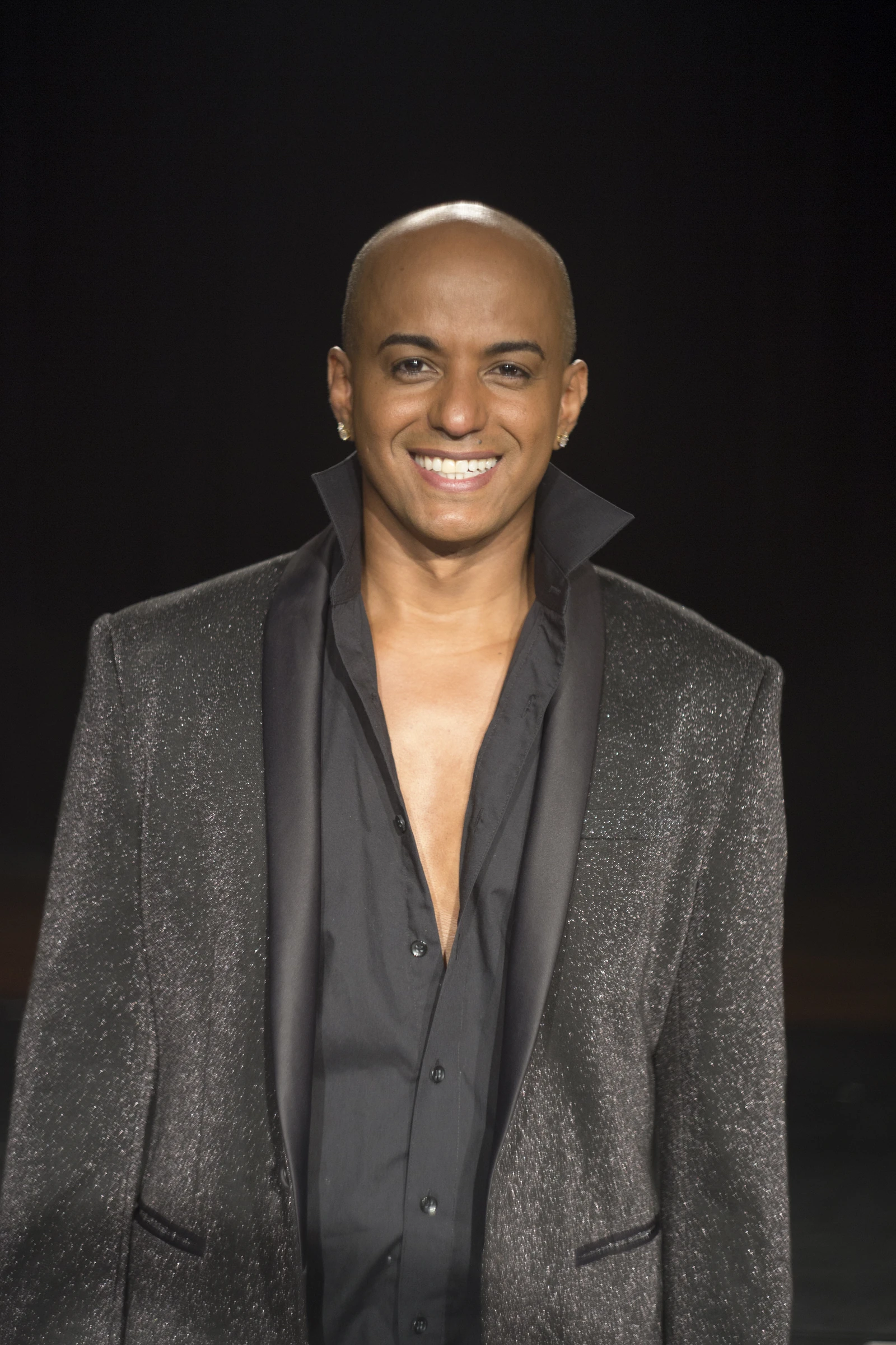 Francisco Ribeiro em retrato no palco